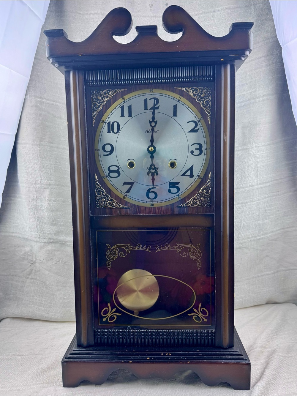 VTG Alaron 31-Day Chime Pendulum Mechanical Wind Up Wall Clock. Tested-Works